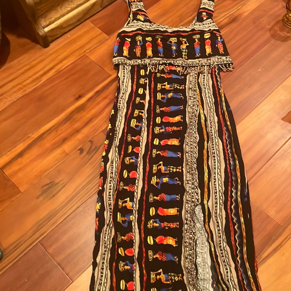 JUST CHOON SLEEVELESS DRESS